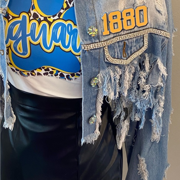 CUSTOM BLING SOUTHERN UNIVERSITY DISTRESSED CROP DENIM JACKET SIZE MEDIUM - Picture 2 of 3